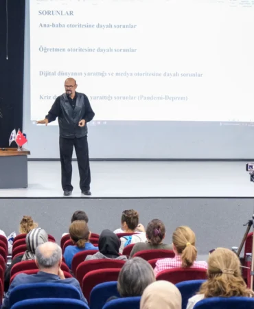 Bursa'da bilinçli ebeveynlik için güçlü iş birliği