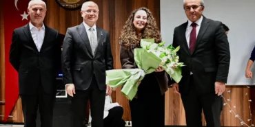 Bursa'da Davut Gürkan'ın mezun olduğu okulda anlamlı buluşma