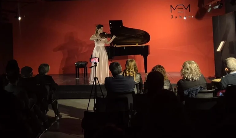 Bursa'da Nilüfer MEM Genç Sahne’de yılın ilk konseri