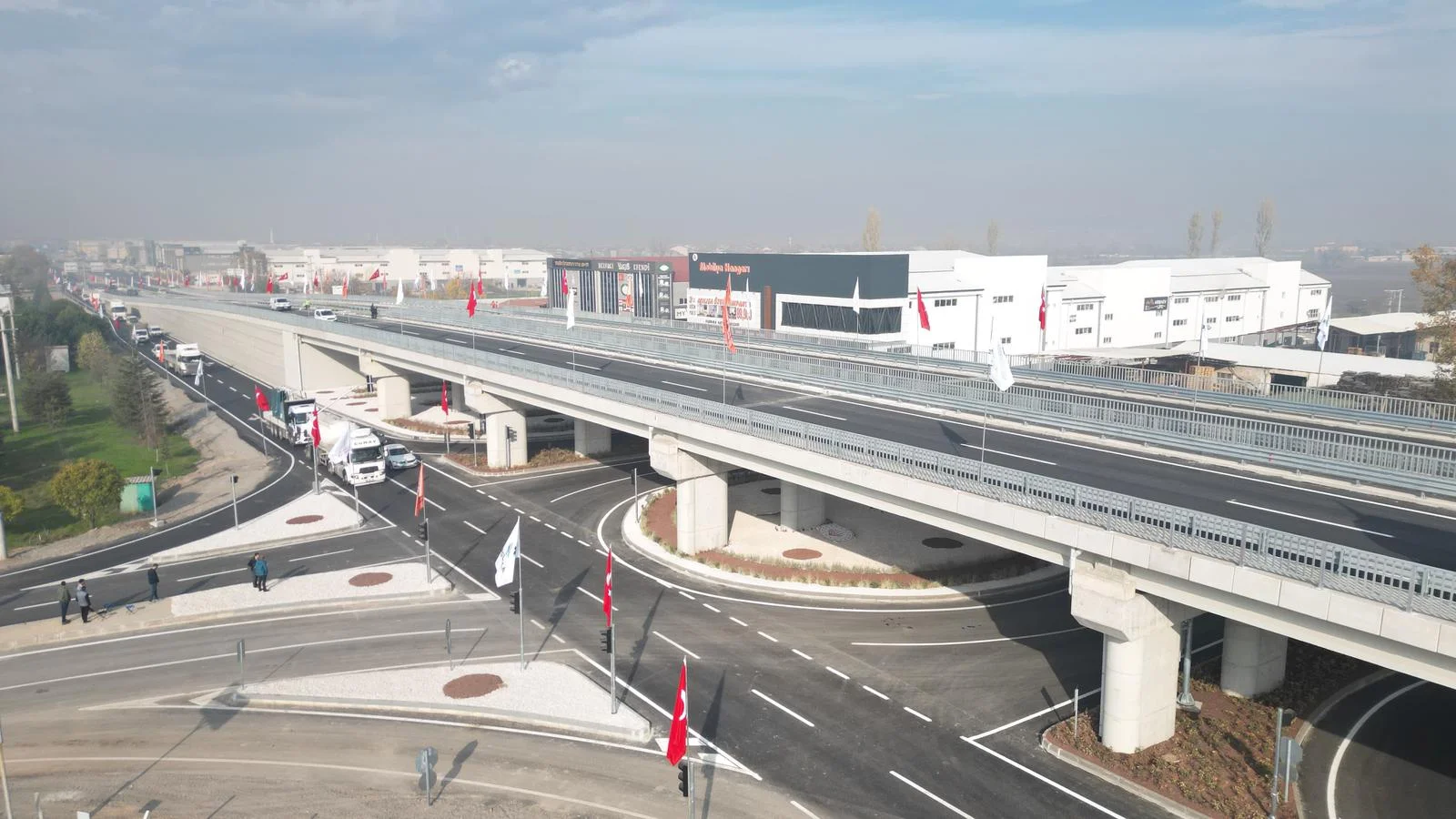 Bursa'da trafiği rahatlatacak projelerin açılışı ve temel atma törenleri yarın yapılacak
