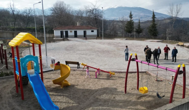 Bursa İnegöl'de Sarıpınar'a yeni meydan