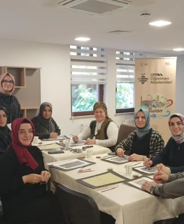 Bursa Olgunlaşma Enstitüsü'nde 'Küfi Hat' Atölyesi