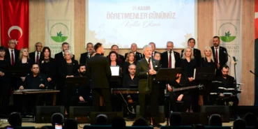 Bursa Osmangazi'de eğitimcilere anlamlı kutlama