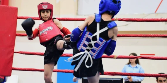 Bursa Osmangazi’de Muay Thai rüzgarı