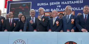 Bursa ulaşımı hızlanıyor... Bursa Şehir Hastanesi ve YHT Garı Bağlantı yollarının temeli atıldı