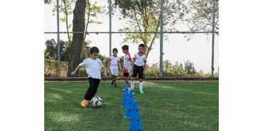 Büyükşehir gençleri spora kazandırıyor