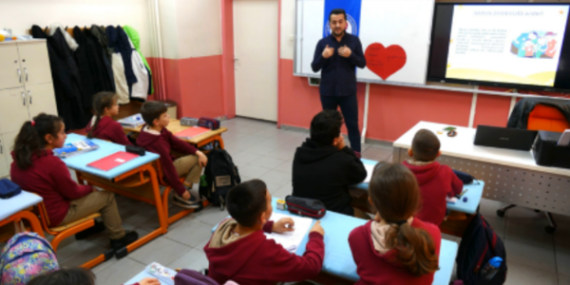 Büyükşehirden akran zorbalığına karşı eğitim seferberliği