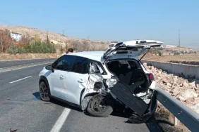 Çankırı'da ambulans ile otomobilin çarpıştığı kazada 1 kişi yaralandı