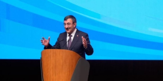 Cevdet Yılmaz: ‘Enflasyonla mücadeleyi kararlılıkla sürdüreceğiz’