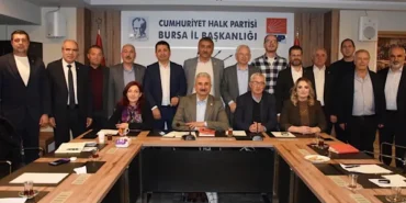 CHP Bursa İl Başkanı Yeşiltaş, ilçe başkanlarıyla bir araya geldi