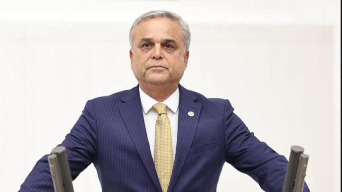 CHP’den istifa eden Hasan Ufuk Çakır, AK Parti’ye katılıyor