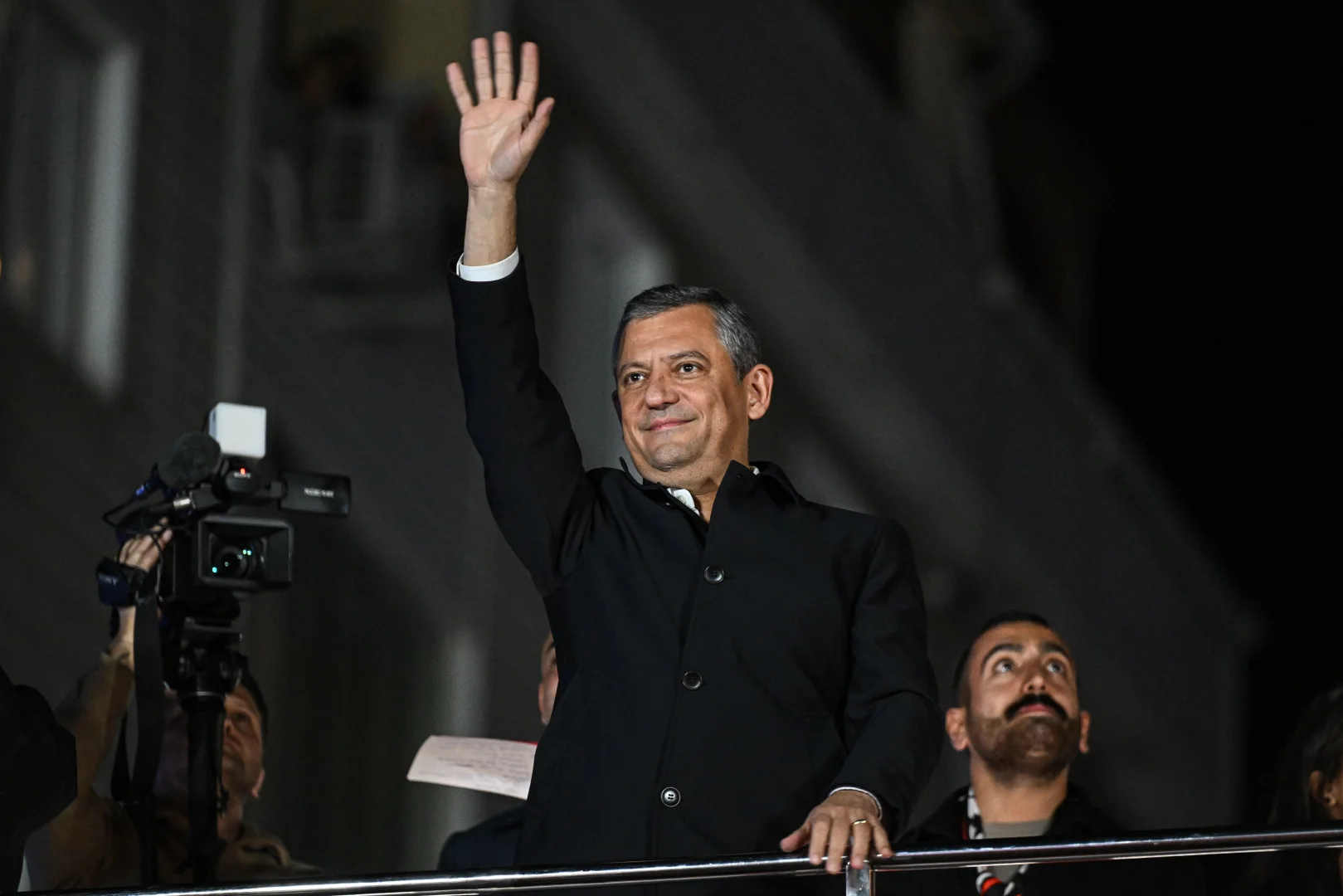 CHP Genel Başkanı Özel, partisinin Sultangazi mitinginde konuştu