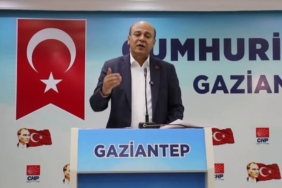 CHP’li Vakkas Açar: ‘Fatma Şahin ve Tahmazoğlu tatil sonrası şehre dönmüş. Hoş geldiniz!’   - Videolu Haber