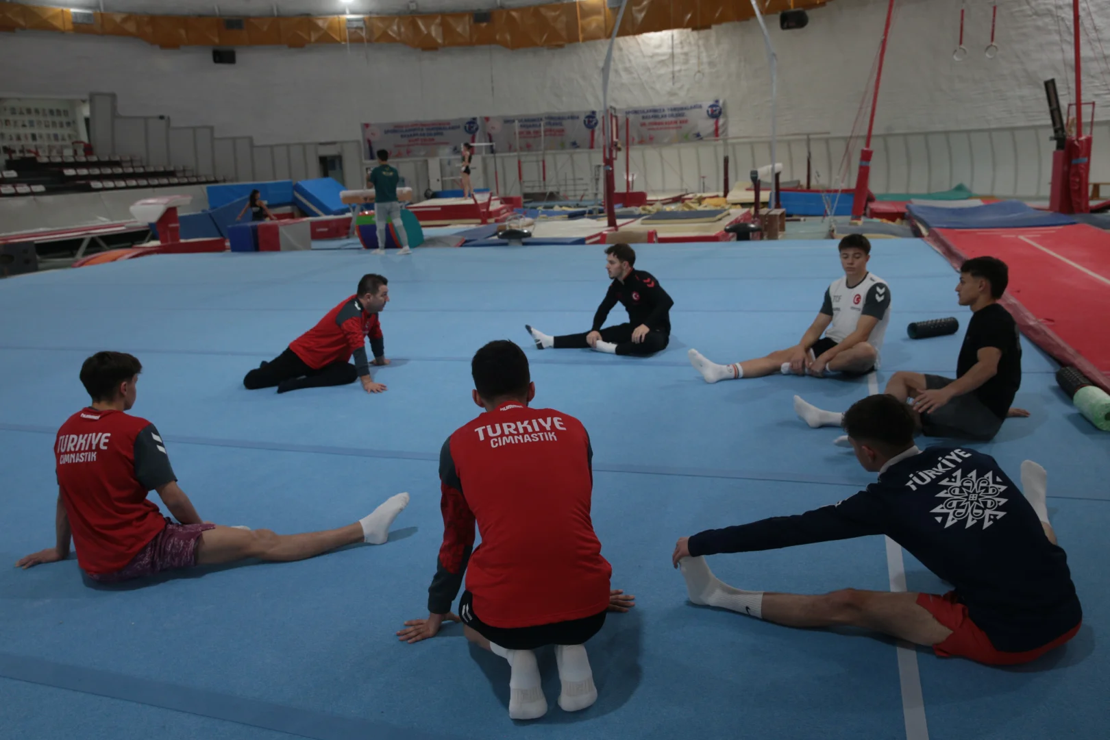 Cimnastikte gençlere yatırım "meyvesini" veriyor