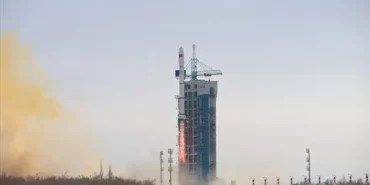 Çin uzaya 3 yeni uydu gönderdi