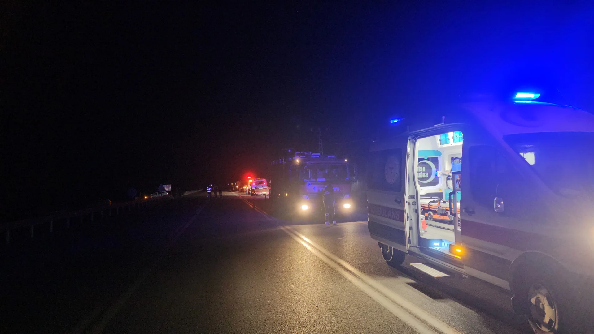 Çorum'da iki otomobilin vince çarpması sonucu 1 kişi öldü, 1 kişi yaralandı