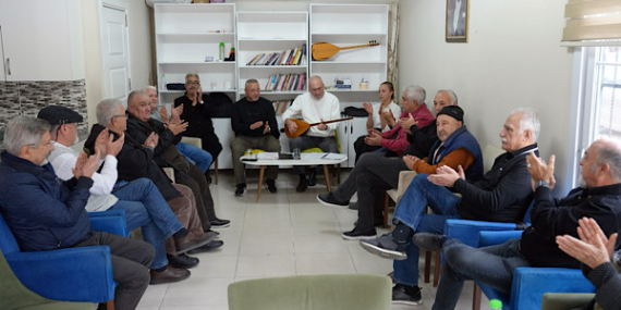 Çukurova Emekli Dinlenme Evi’nde müzik etkinliği düzenlendi