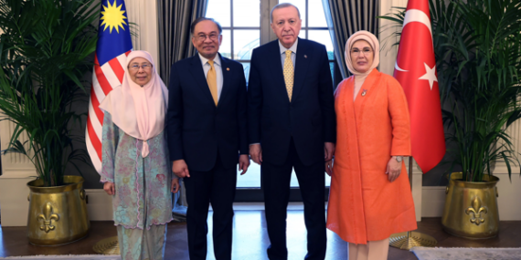 Cumhurbaşkanı Erdoğan, Malezya Başbakanı İbrahim’i kabul etti