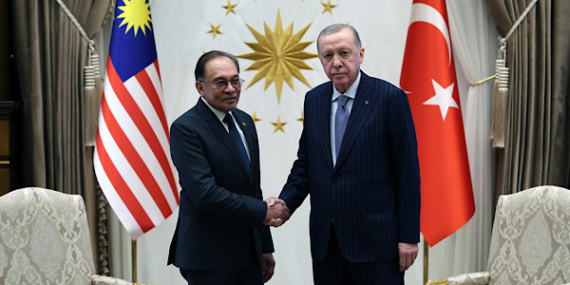 Cumhurbaşkanı Erdoğan, Malezya Başbakanı İbrahim’i karşıladı