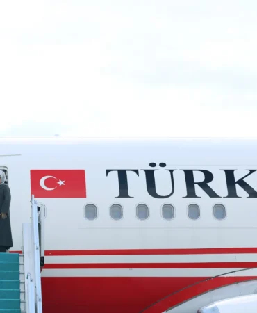 Cumhurbaşkanı Erdoğan, Türkmenistan'a gitti