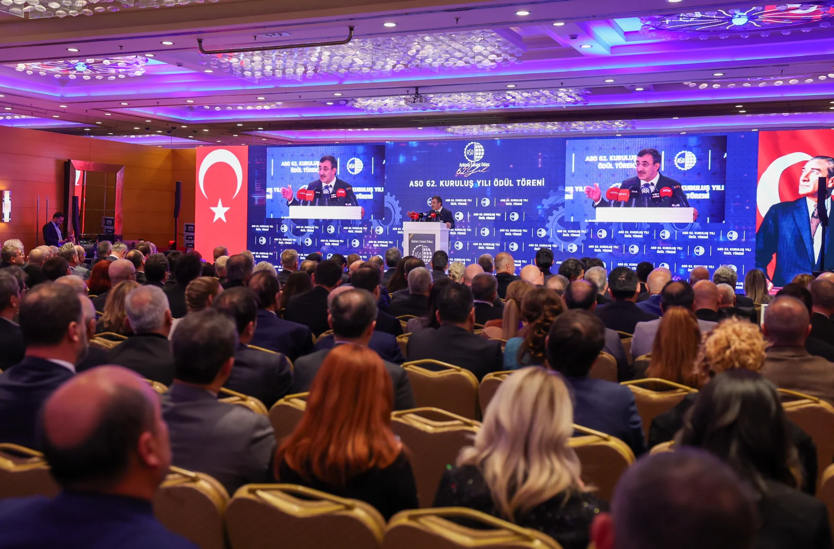 Cumhurbaşkanı Yardımcısı Yılmaz, Ankara’da "ASO 62. Kuruluş Yılı Ödül Töreni'nde konuştu