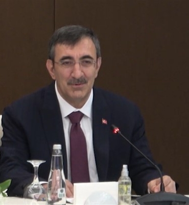 Cumhurbaşkanı Yardımcısı Yılmaz, Bingöl’de iş dünyasıyla buluştu