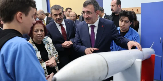 Cumhurbaşkanı Yardımcısı Yılmaz, "Dijital İkiz Dönüşüm Projesi Lansmanı"na katıldı