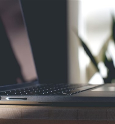 Dar, Endonezyalı mevkidaşı Sugiono ile telefon görüşmesi gerçekleştirdi