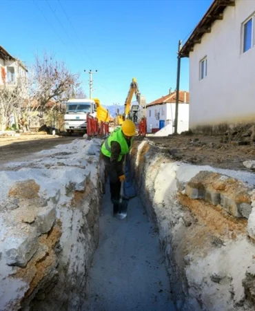 Denizli’de içme suyu hatları yenileniyor