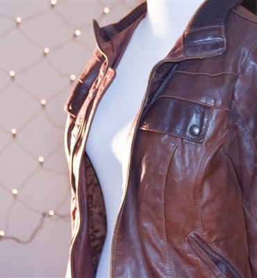 Desa Deri'den şube açılışı