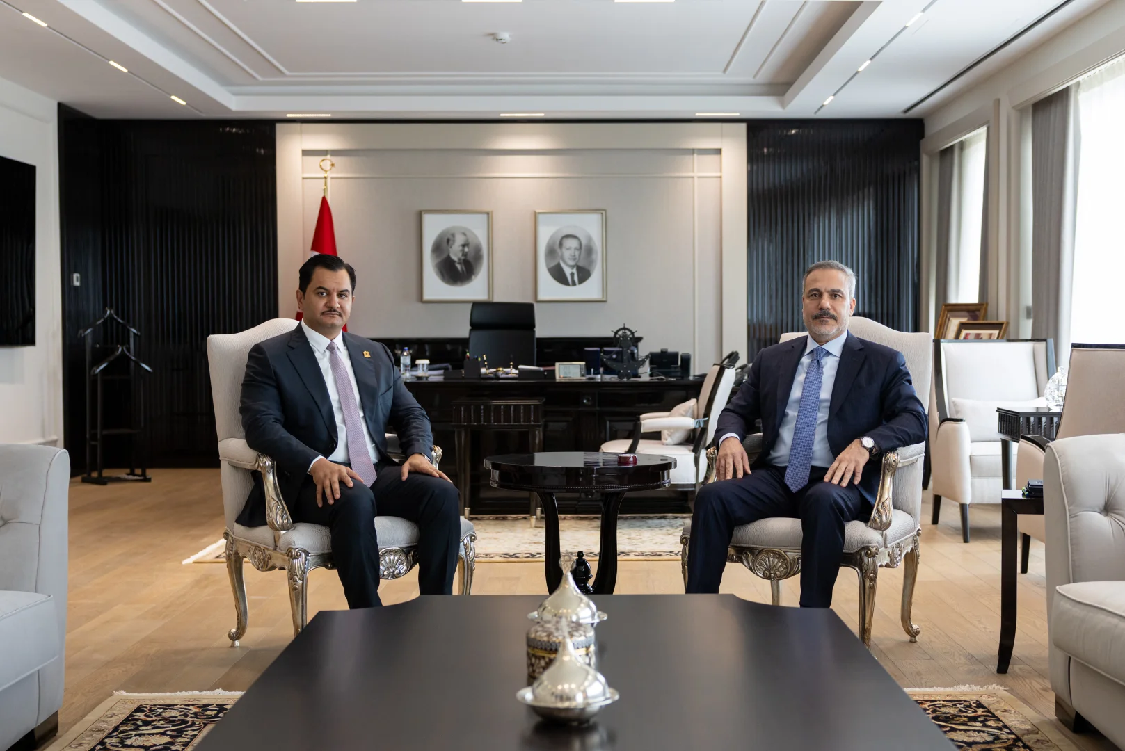 Dışişleri Bakanı Fidan, Libya Ulusal Ordusu Genel Komutan Yardımcısı Hafter ile görüştü