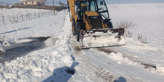 Diyarbakır’da kırsal mahallelerde 2 bin 622 kilometre yol ulaşıma açıldı