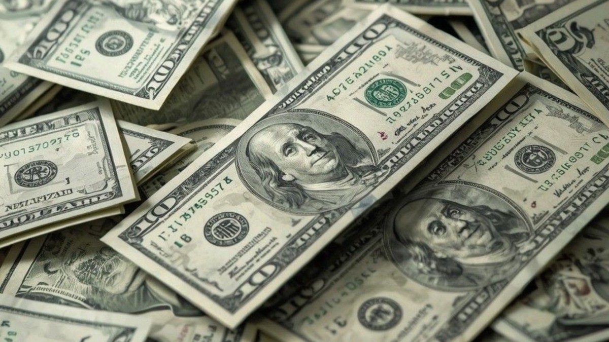 Dolar/TL tarihi rekor kırdı: 43,03 seviyesinde