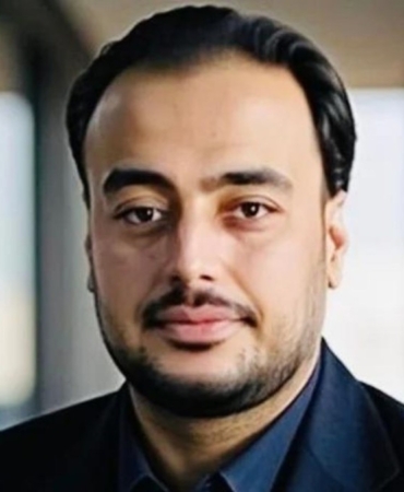 Eğitimci Yılmaz’dan ‘Diplomanın İtibarı’ uyarısı: ‘Üniversite diploması yoksulluk riskine dönüştü’