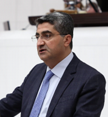 Ekmen: Devlet izniyle ve devlet eliyle kumar oynatılıyor