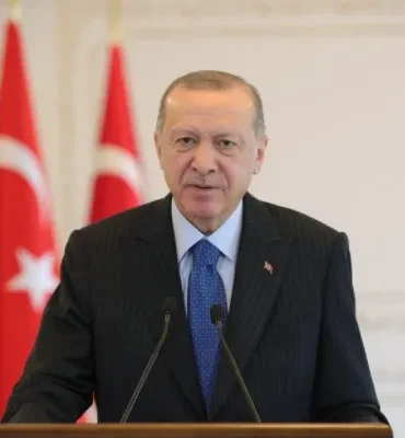 Erdoğan: Evlenecek gençlerimize yılbaşından itibaren daha yüksek tutarda destek vereceğiz