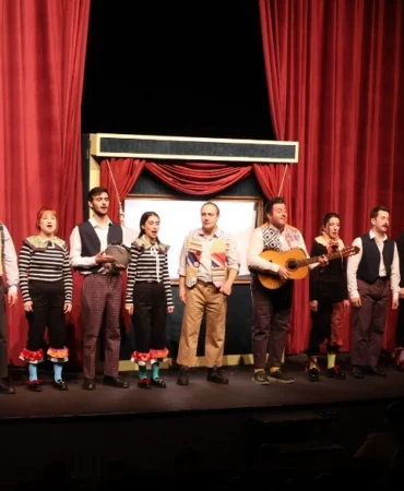 Erzurum’da “Sahneye Renk Geldi” Projesiyle Çocuklar Sanatla Buluştu