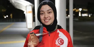 Esma Gökülü, İşitme Engelliler Olimpiyatlarında Bronz Madalya Alarak Ülkemizin Gururu Oldu