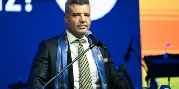 Fenerbahçe Kulübü Başkanı Sadettin Saran, HUFEDER'in 5. yıl kutlamasına katıldı