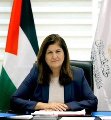 Filistin Dışişleri Bakanı, bakanlık personeli ile toplantı yaptı