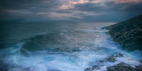 Fırtına nedeniyle İstanbul’da deniz ve hava ulaşımı aksadı