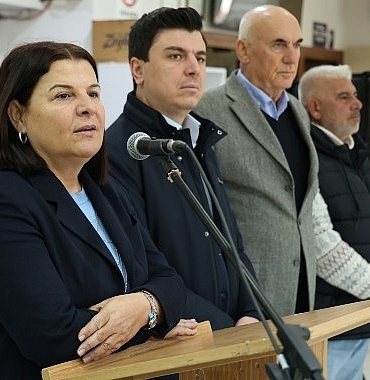 Foça Belediyesi Personeli Yeni Yıl Buluşmasında Bir Araya Geldi