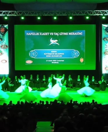 Fransa'da Mevlana rüzgarı esti