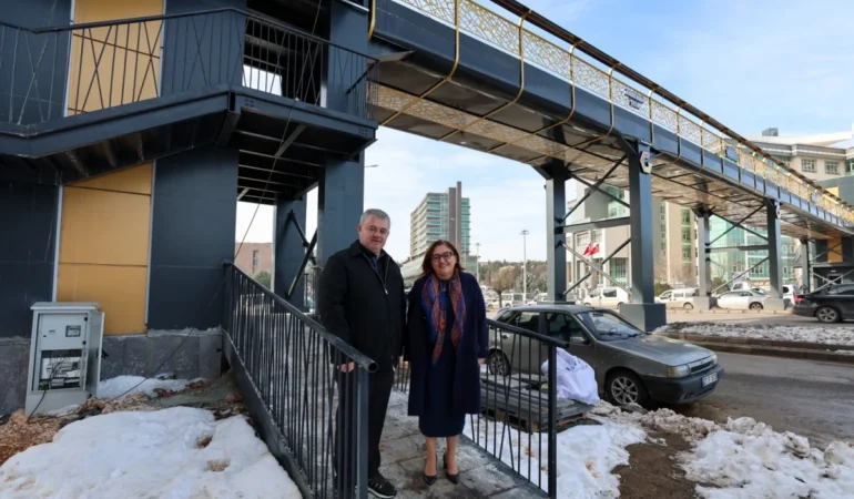 Gaziantep’te Abdülhadi Çelik Üst Geçidi Tamamlanarak Açıldı