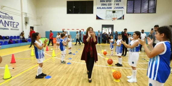 Gaziantep’te Sporla Buluşanların Sayısı 77 Bin 584’e Ulaştı