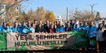  Gaziantep'te YEŞİLANTEP projesiyle fidanlar toprakla buluşuyor