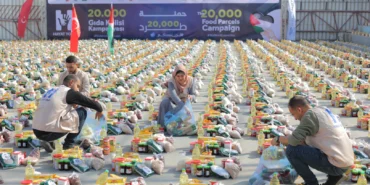 Gazze’de yerinden edilen ailelere Türk yardım kuruluşlarından gıda desteği