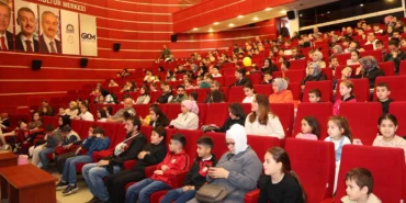 Gebze'de çocuklar ara tatil etkinliğiyle moral buldu