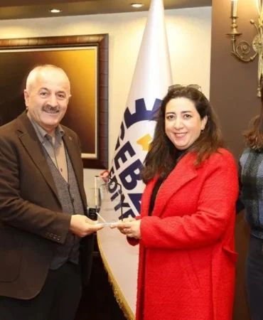 Gebze'de sağlık ocağı çalışanlarından Başkan Büyükgöz’e ziyaret