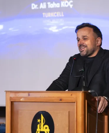 Genç Gelişim Akademisi'nden gençleri geleceğe hazırlayan lider buluşmaları